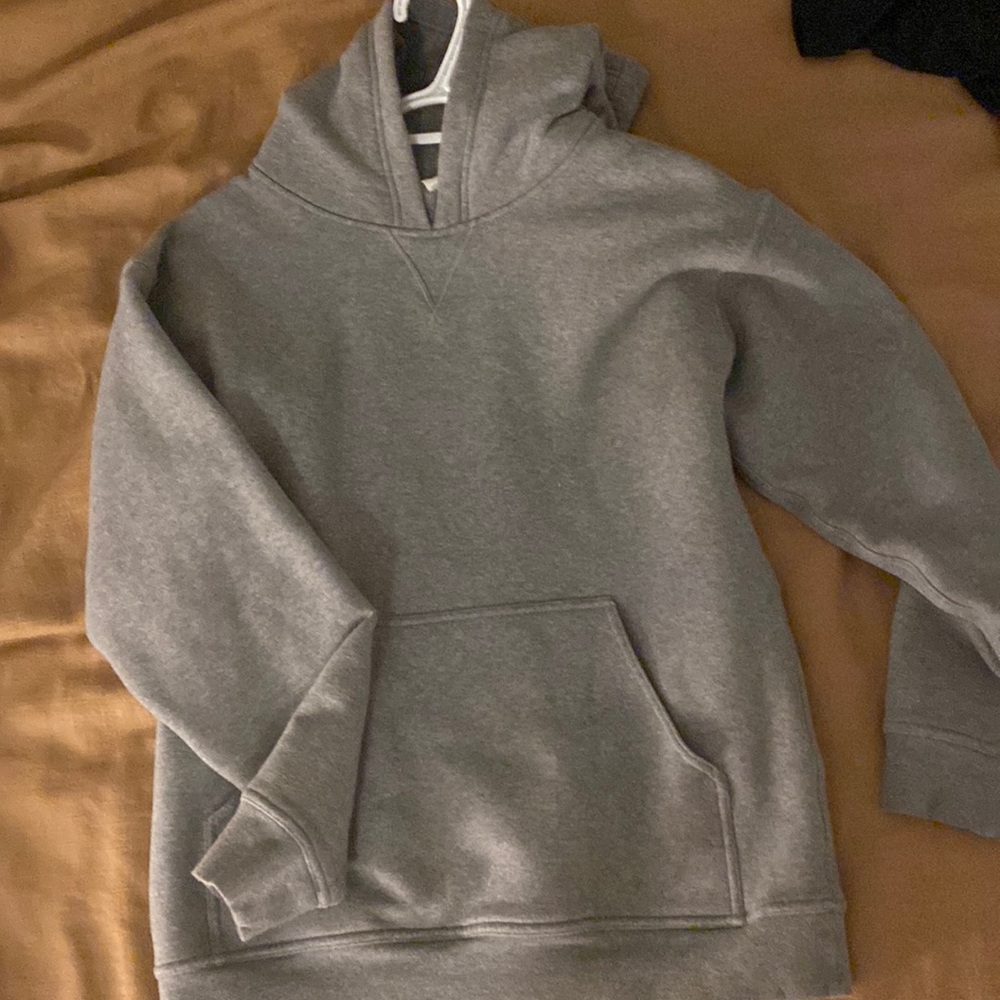 Lululemon gray pullover size 8